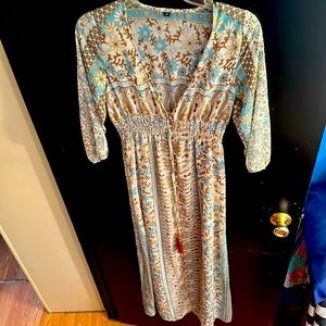 Cover up dress or dress over slip. Chiffon and super soft! Super cute!